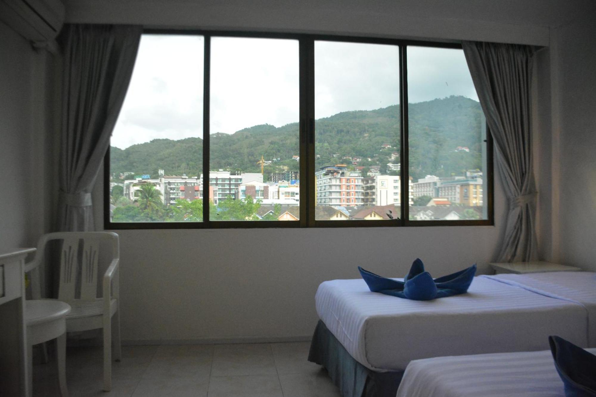 Chilli Salza Patong Hotel Exterior foto