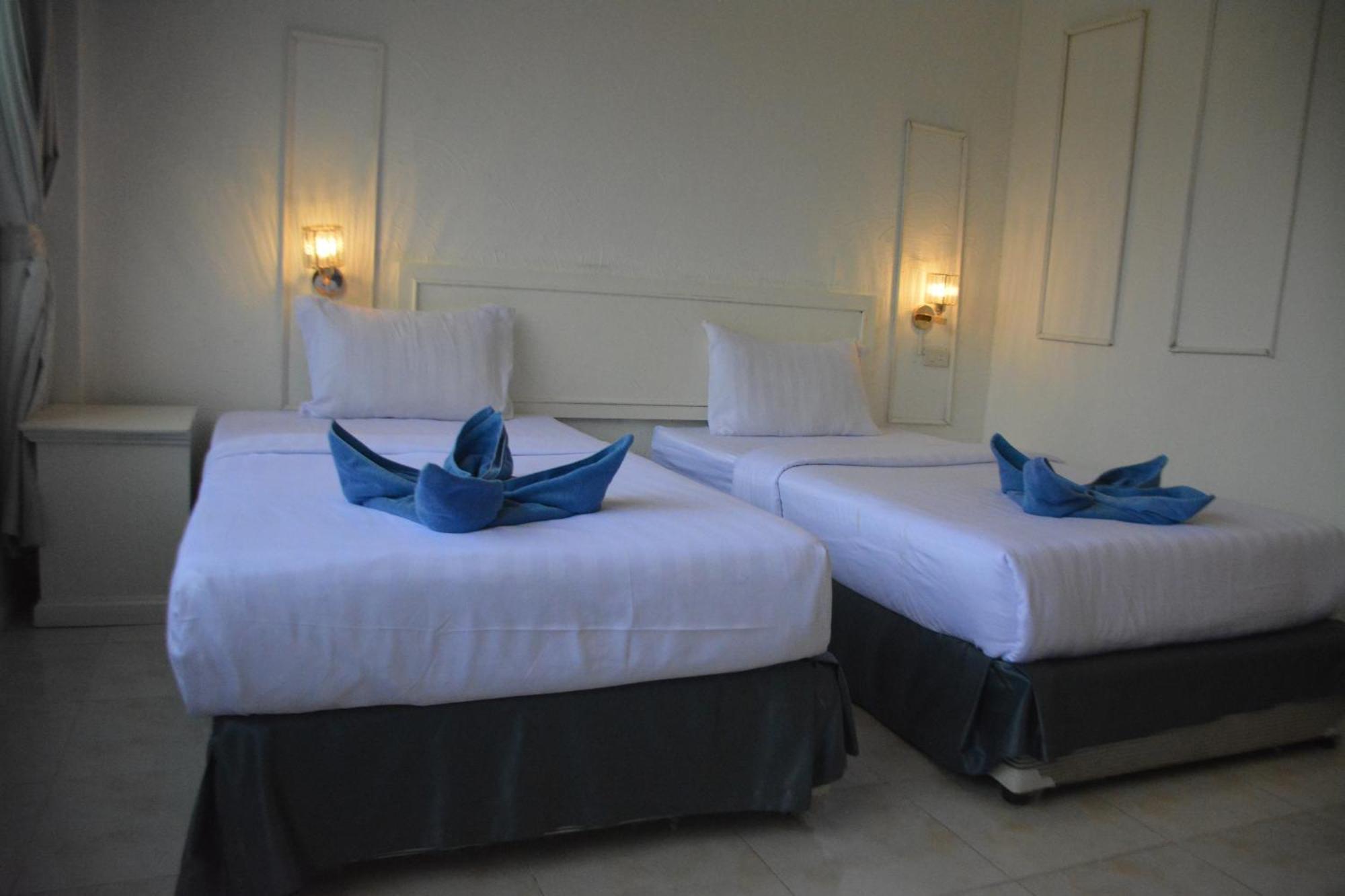 Chilli Salza Patong Hotel Exterior foto